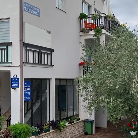 Liberan Apartmanhotel 3*